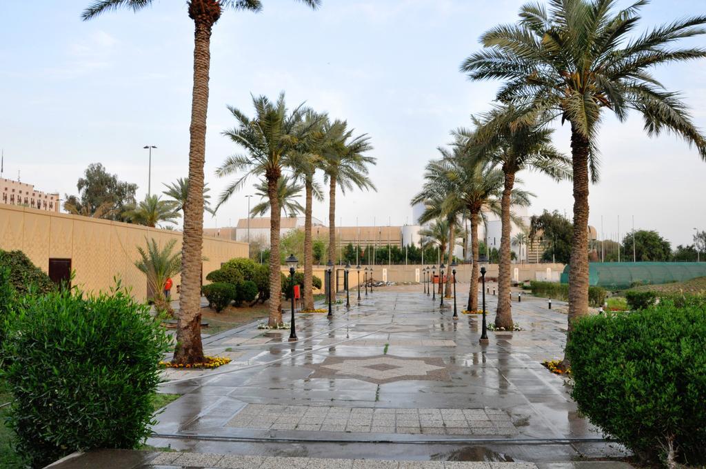 Royal Tulip Alrasheed Hotel Baghdād Eksteriør billede